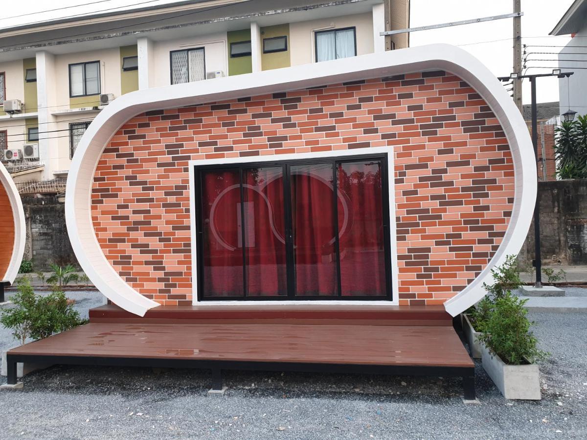 Tiny Hut Resort Bangkok Kültér fotó